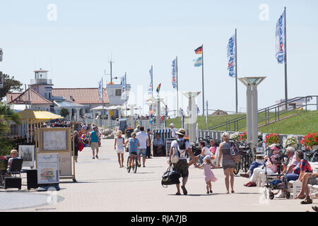 Strandpromenade Cuxhaven-Duhnen, Nordseeheilbad Cuxhaven, Niedersachsen ...