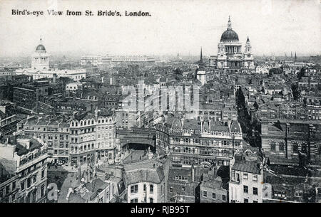 View toward St Paul's Cathedral from St Bride's, London Stock Photo