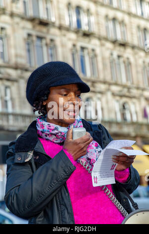 Belfast City Hall, Belfast, UK. 6th Feb, 2019. Migrant Rights Activists Gather Outside Belfast City Hall in Solidarity with the Stansted 15 Activists and to Protest the British Government's ‘Hostile Environment' Immigration Policies. the follwing speakers were present: Aylisha Hogan PPR Olivia Potter-Hughes NUS-USI Barry McCaffery and Trevor Birney Patrick Mulholland - NIPSA President Nombuso Sithole - Housing4All Patrick Corrigan - Amnesty International Chamindra Weerawardhana - Black Lives Matter Belfast Credit: Bonzo/Alamy Live News Stock Photo