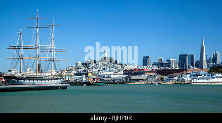 'Balclutha' ship, San Francisco Maritime National Historical Park, and city skyline, San Francisco, California USA Stock Photo