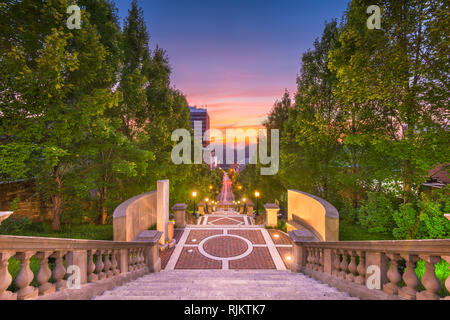 Lynchburg, Virginia, USA downtown from Monument Terrace at dawn. Stock Photo