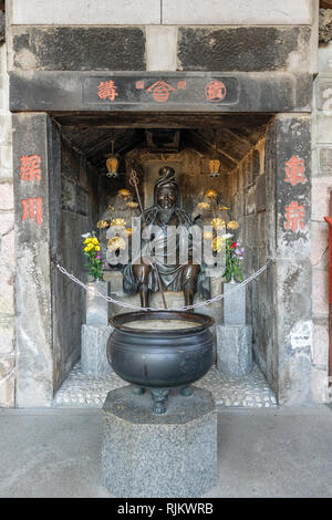 statue-of-en-no-gyoja-ryusenji