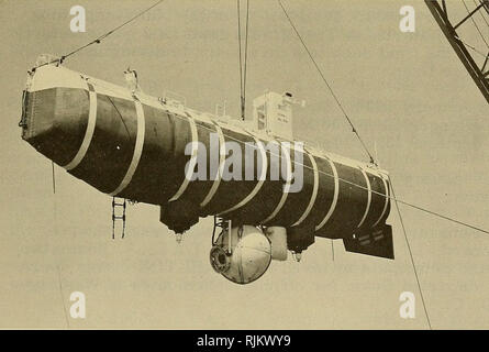 Bathyscaphe trieste fotografías e imágenes de alta resolución - Alamy