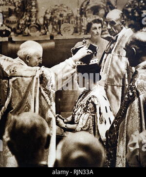 Queen Elizabeth (later the Queen Mother) at the coronation of King George VI in 1937 Stock Photo