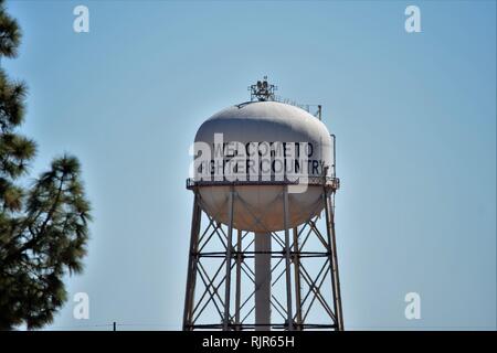 Luke Air Force Base, a primary training base for F-16 and F-35 pilots has a water tower proudly proclaiming Welcome To Fighter Country Stock Photo