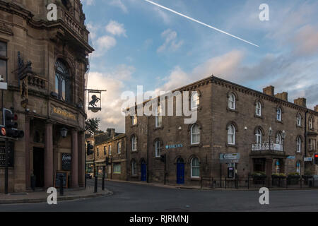 Crossroads in the centre of Otley market town looking at Barclays bank and the Black Horse hotel on a beautiful evening, West Yorkshire Stock Photo