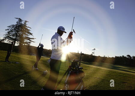 7th February, 2019  Monterey Peninsular Country Club, CA, USA  Dustin Johnson cleans his clubs prior to his first round of the AT&T Pro-Am at Pebble Beach Golf Links Stock Photo