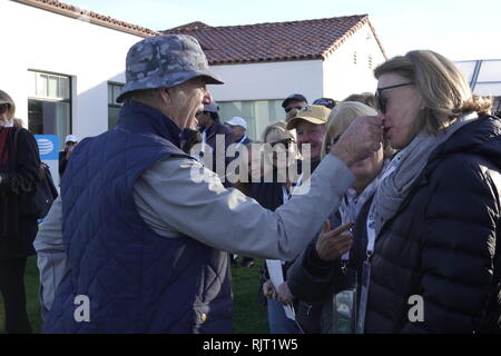 7th February, 2019  Monterey Peninsular Country Club, CA, USA  Everyone's favorite Bill Murray plays fun with a spectator on the first tee of the first round at the AT&T Pro-Am at Pebble Beach Golf Links Stock Photo