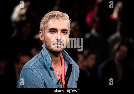Hamburg, Germany. 06th Feb, 2019. Bill Kaulitz from the band Tokio Hotel at a photo shoot after the recording of the ZDF talk show 'Markus Lanz'. Credit: Christian Charisius/dpa/Alamy Live News Stock Photo