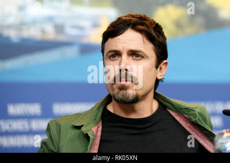 Berlin, Germany. 08th Feb, 2019. Casey Affleck during the 'Light Of My Life' press conference at the 69th Berlin International Film Festival/Berlinale 2019 at Hotel Grand Hyatt on February 8, 2019 in Berlin, Germany. Credit: Geisler-Fotopress GmbH/Alamy Live News Stock Photo