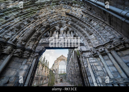 Detail of the ruined Holyrood Abbey at  Palace of Holyroodhouse in Edinburgh, Scotland, UK Stock Photo