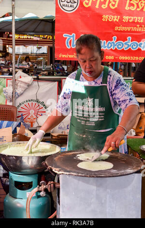 Food vendor, Warorot Market, Chiang Mai, Thailand Stock Photo