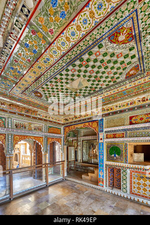 colorful mirrored room inside Kothari Patwa Haveli, Jaisalmer, Rajasthan, India Stock Photo