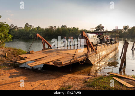 Cambodia, Koh Kong Province, Chi Phat village, Preak Piphot River ferry carrying minivan across river Stock Photo