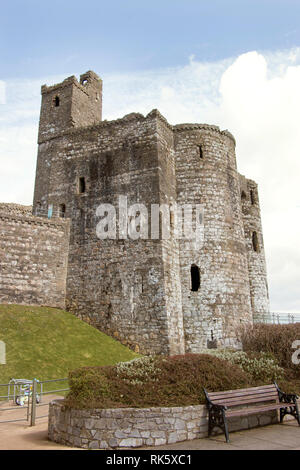 Kidwelly Castle (Castell Cydweli) a Norman castle overlooking the River Gwendraeth and the town of Kidwelly, Carmarthenshire, Wales Stock Photo