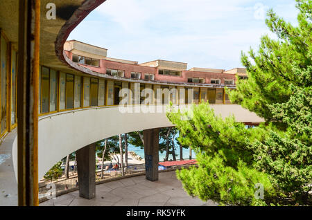 Abandoned building along the Croatian coastline: Children’s Maritime Resort for the Treatment and Rehabilitation of Children with Lung Disease Stock Photo