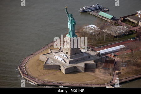 Aerial view of the Statue of Liberty National Monument, Ellis Island and Liberty Island New York, NY, USA, General View GV Stock Photo