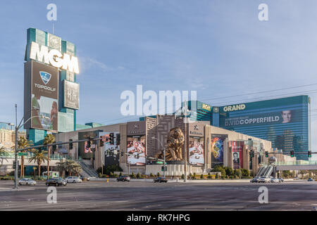 Exterior view of the MGM Grand Las Vegas Hotel & Casino, on the Strip ...