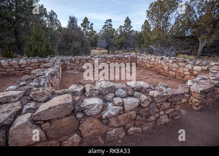 Ruins in Walnut Canyon National Monument,  Arizona, USA Stock Photo