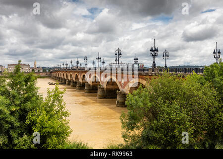 Pont de Pierre, historical bridge over the Garonne river, Bordeaux, France Stock Photo