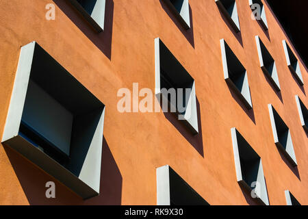 Bundespresseamt, orange-red grid, deep-set windows, Dorotheenstraße, Mitte, Berlin Stock Photo