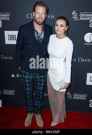 Brian Kelley and wife Brittney-Marie Cole Kelley arrive on the red ...