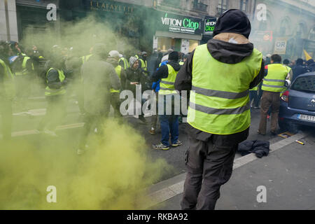 Violences mark the 13th day of Yellow Jackets mobilization, Lyon, France Stock Photo