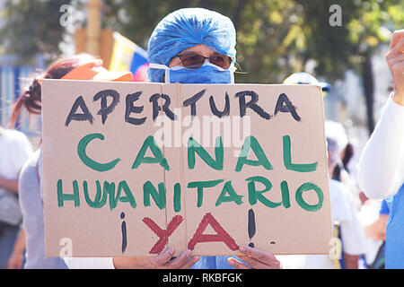 Venezuelan people protesting in Caracas against Nicolás Maduro and supporting Juan Guaidó 2019 Stock Photo