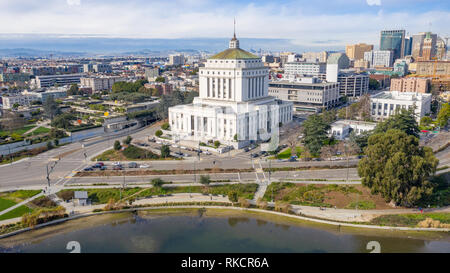 Alameda County Superior Courthouse, Oakland, CA, USA Stock Photo
