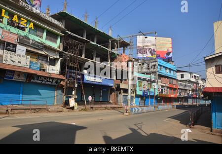 Dimapur, India. 11th Feb, 2019. Dimapur, India Feb 11, 2019. View of a deserted street during a state wide bandh against Citizenship Amendment Bill 2016 in Dimapur, India north eastern state of Nagaland. Peoples of North east India are protesting against the Citizenship Amendment bill 2016 which seek to grant citizenship to minorities who fled religious persecution from neighbouring Bangladesh, Pakistan and Afghanistan to India. Credit: Caisii Mao/Alamy Live News Stock Photo