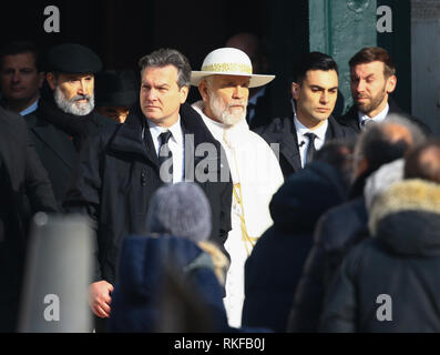 John Malkovich wears an all-white pontiff costume to film a scene for 'The New Pope'  Featuring: John Malkovich Where: Venice, Italy When: 10 Jan 2019 Credit: IPA/WENN.com  **Only available for publication in UK, USA, Germany, Austria, Switzerland** Stock Photo