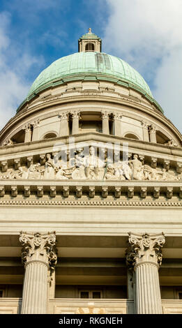 architectural details of exterior facade of National Gallery Singapore fine art museum, former Supreme Court and City Hall Stock Photo