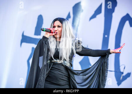 Sweden, Solvesborg - June 8, 2018. The Italian gothic matal band Lacuna Coil performs a live concert during the Swedish music festival Sweden Rock Festival 2018. Here vocalist Cristina Scabbia is seen live on stage. (Photo credit: Gonzales Photo - Terje Dokken). Stock Photo