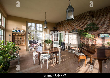 Shurland Hall, Eastchurch, Isle of Sheppey, Kent, United Kingdom. Historical 16th Century graded house where Henry VIII and Anne Boleyn stayed in 1532. Stock Photo