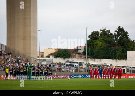MG - Belo Horizonte - 12/02/2019 - Libertadores 2019, Atletico x Danubio - Atletico player dispute bid with player of the Danube during match in Independence stadium by Copa Libertadores of America. Photo: Marcelo Alvarenga / AGIF Stock Photo