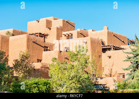 The Loretto Inn, a traditional adobe hotel in downtown Santa Fe, New Mexico, USA. Stock Photo