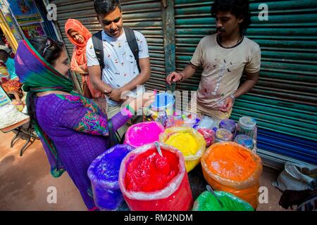 Colorful traditional holi powder in bowls. Happy holi. Concept Indian color  festival called Holi. Organic Gulal dust Stock Photo - Alamy