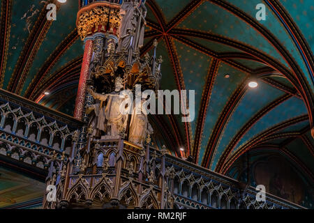 Quebec, OCT 2: Interior view of the Basilique Notre-dame De Montreal on OCT 2, 2018 at Quebec, Canada Stock Photo