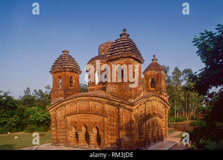 Shyamrai temple, Pancha Ratna Shyam Rai Temple, Rajdarbar, Dalmadal Para, Bishnupur, West Bengal, India, Asia Stock Photo