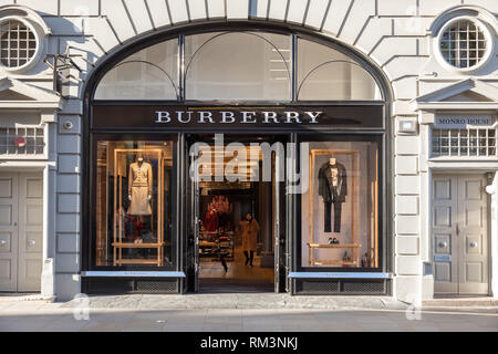 burberry outlet wrentham