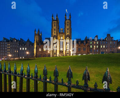 Night view of Edinburgh University New College building on The Mound in Edinburgh Old Town, Scotland, UK Stock Photo