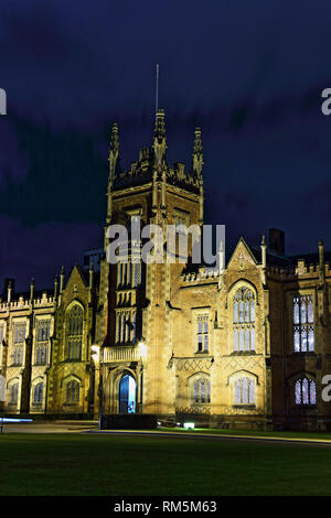 The Lanyon Building, which opened in 1849 and is named after its architect Sir Charles Lanyon, is the centrepiece of the estate. Queen's University Belfast, County Antrim, Northern Ireland. Stock Photo