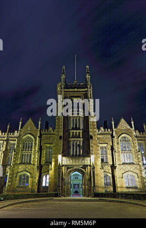 The Lanyon Building, which opened in 1849 and is named after its architect Sir Charles Lanyon, is the centrepiece of the estate. Queen's University Belfast, County Antrim, Northern Ireland. Stock Photo