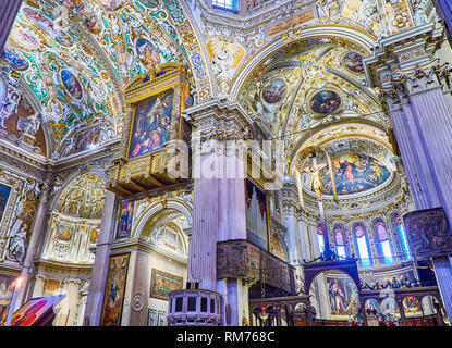 Transept wing and Chancel of The Basilica di Santa Maria Maggiore. Piazza del Duomo, Citta Alta, Bergamo, Lombardy, Italy. Stock Photo