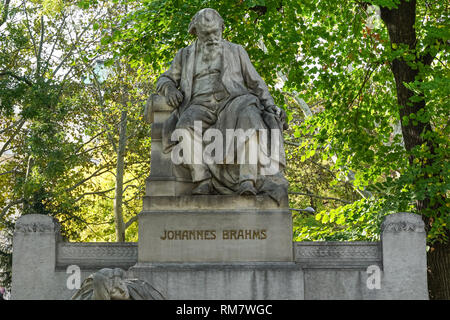 Johannes Brahms monument on Karlsplatz in Vienna, Austria Stock Photo