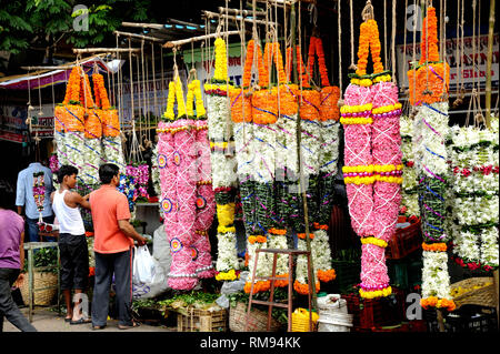 Flower market garlands at Matunga, Mumbai, Maharashtra, India, Asia Stock Photo