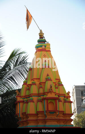 Temple at Banganga water tank, Walkeshwar, Mumbai, Maharashtra, India, Asia Stock Photo