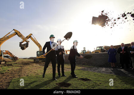 Dublin, Ireland. 14th Feb 2019. Irish Prime Minister An Taoiseach, Leo Varadkar TD and the Irish Minister for Transport, Tourism and Sport, Shane Ross TD poses for photographers during the offical sod-turning for Dublin Airport’s new North Runway, Thursday, February 14, 2019. Dublin Airport claims its new second runway will create more than €2bn in economic activity over the next 24 years.  Credit: Paul McErlane/Alamy Live News Stock Photo