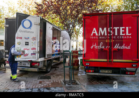 Delivering Mahou beer cases, Madrid, Spain Stock Photo