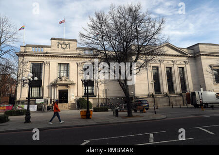 Islington Town Hall     picture by Gavin Rodgers/ Pixel8000 Stock Photo